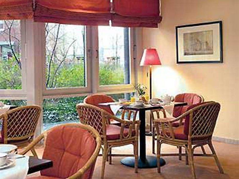 Nh Berlin Kreuzberg Hotel Restaurant foto